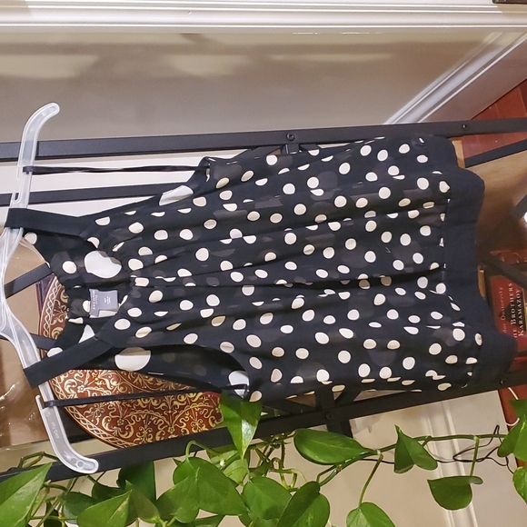 Ann Taylor Tops - Ann Taylor petite holder top